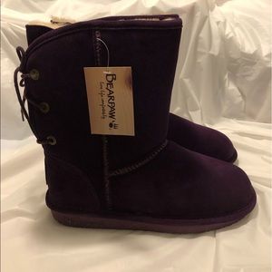 Bearpaw Women's Elizabeth Boots in Winterberry